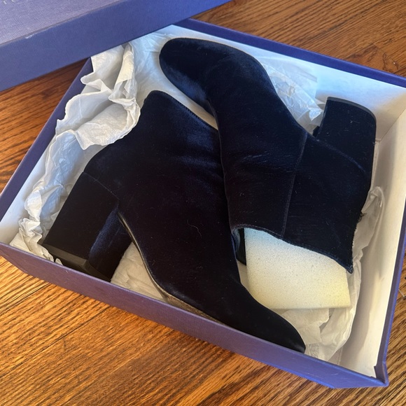 Stuart Weitzman Bacari Navy Velvet Boots 7 (final price) - Picture 3 of 7